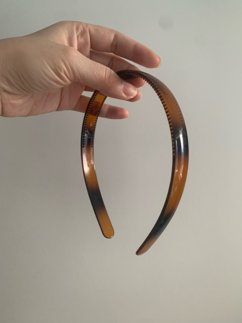 Tortoiseshell Plastic Headband - Brown/Black
